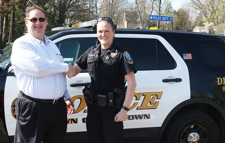 Bolinsky Visits Newtown Police Department