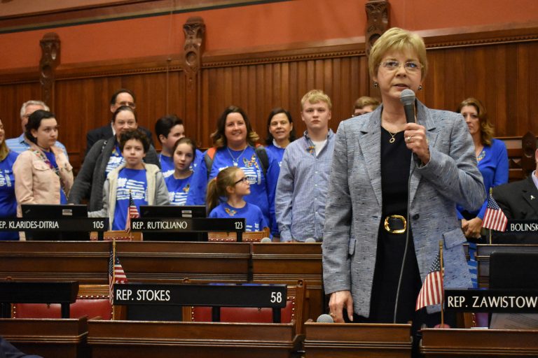 Rep. Zawistowski Welcomes Suffield Advocacy Group to Capitol